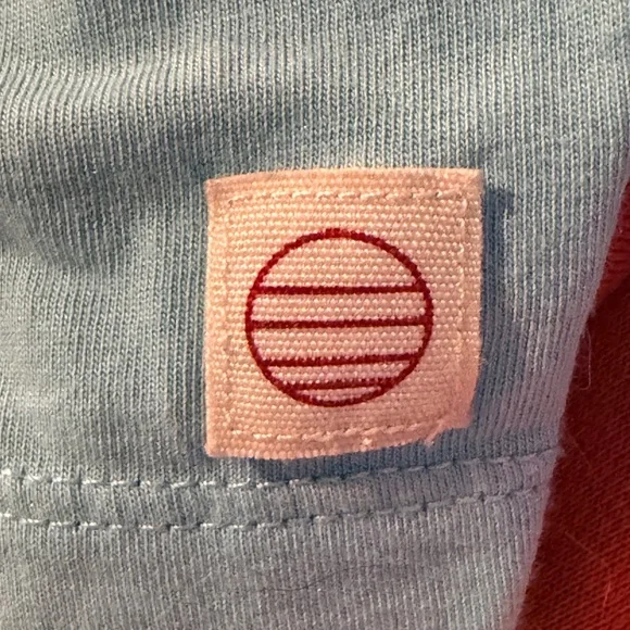 Marine Layer Coral and Blue Ombré Sunset Embroidered Tee Men’s Medium. - Picture 5 of 10